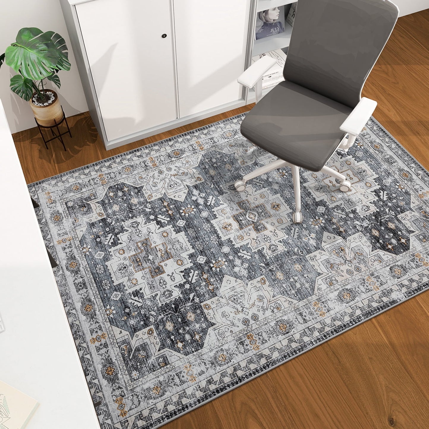 CHAKME Boho Vintage Office Chair Mat 3'x4' Non Slip Washable Easy Glide Carpet Protector Hardwood Floor Oriental Floral Desk Chair Rug